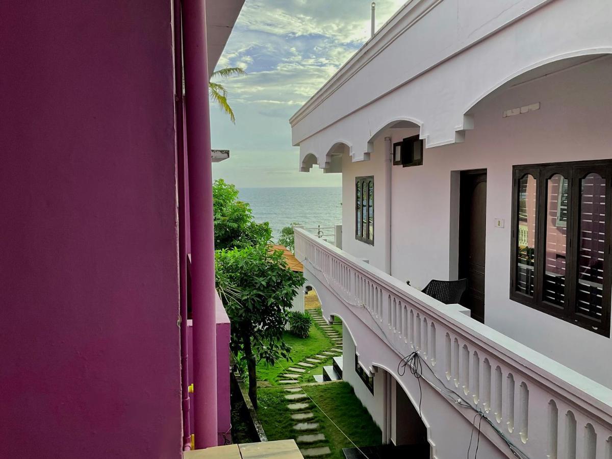 Sea Wings Hotel Varkala Bagian luar foto